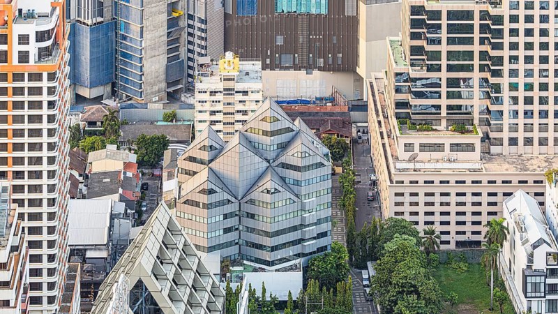 Over the rooftops of Bangkok, view from the Moon Bar on the roof terrace of the Banyan Tree Hotel, Sathon, Bangkok, Thailand's metropolis, Thailand