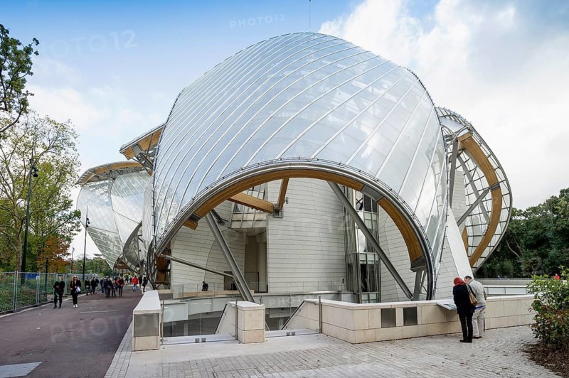 Louis Vuitton Foundation, Museum of Modern Art, architect Frank Gehry, Bois de Bologne, Paris, Île de France, France