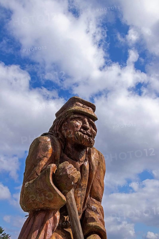 Statue, Harbour, Altefähr, Island of Rügen, Mecklenburg-Western Pomerania, Germany
