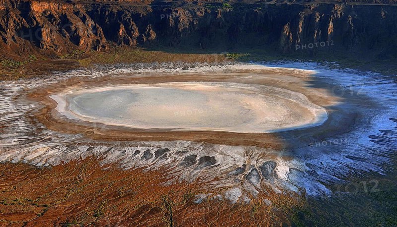 Al-Waba crater, crater, Mecca province, Maqla Tamiyyah, volcano, volcanism, volcanic crater, volcanic cone, inactive, travelling, landscape, royal pond, Saudi Arabia, Middle East, Near East