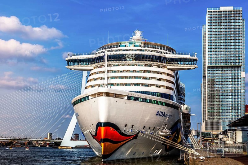 Cruise dock at the World Port Center, a distinctive skyscraper on Wilhelminapier in the harbor, by British architect Norman Foster, Rotterdam, the Netherlands