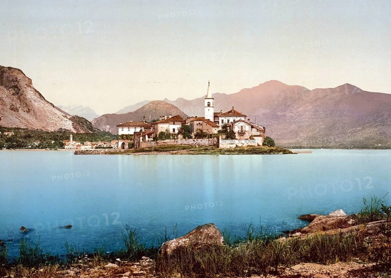 Isola Pescatori, Lago Maggiore, Italy, Lake Maggiore, Italy, Historical, digitally restored reproduction from a 19th century original, 1880, Record date not stated