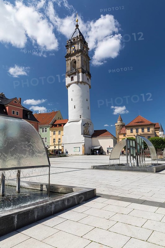 Fountain on the Kornmarkt with Reichenturm, Bautzen, Upper Lusatia, Saxony, Germany
