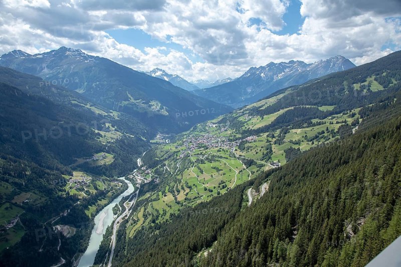 Kaunergrat nature park Park House, 6521 Fließ, Am Gachenblick, viewing platform, view of the Inn Valley, Austria