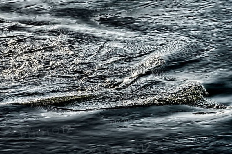 Waves on the Weser River, Wesertal, Weserbergland, Germany