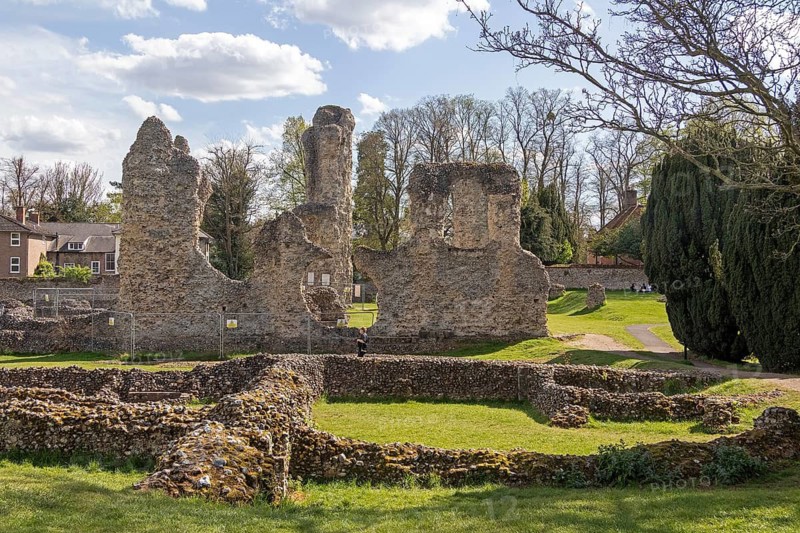 Ruins, house, St Edmund's Abbey, Bury St Edmunds, West Suffolk, England, Great Britain