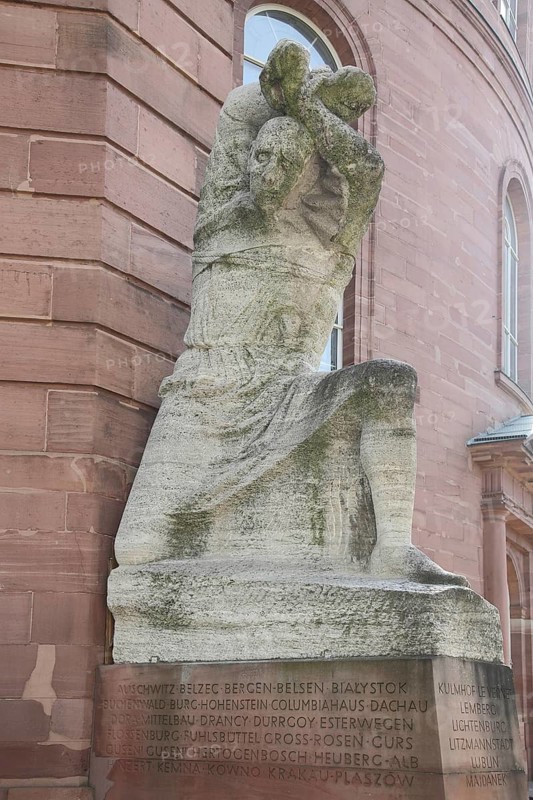 Memorial to victims of Nazi terror by Hand Wimmer 1964, memorial to terror during the Nazi era, concentration camp, Nazi terror, fascism, modern art, red stone sculpture, St. Paul's Church, Paulsplatz, Frankfurt am Main, Hesse, Germany