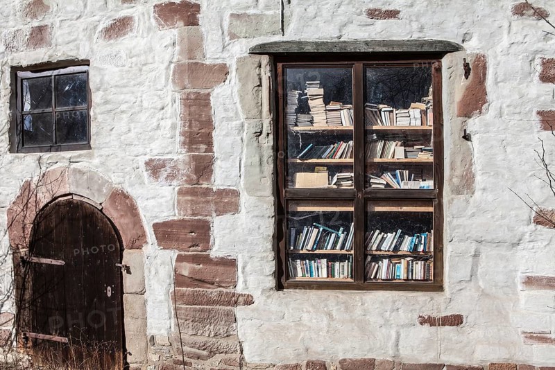 Katlenburg castle, book barn, book rescue project, Katlenburg-Lindau, district of Northeim, Lower Saxony, Germany