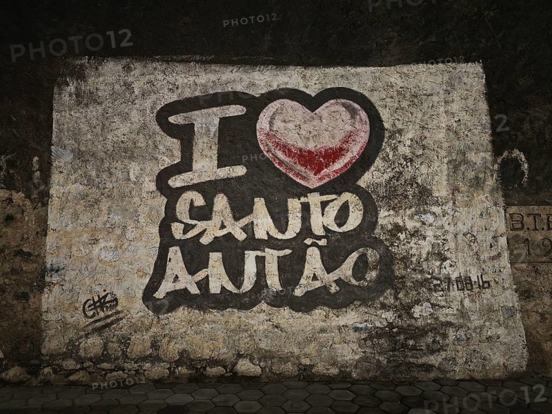 Heart and lettering on old wall 'I love Santo Antao, with urban-style graffiti, Ribeira Grande, Santo Antao, Cabo Verde, Cape Verde, Cape Verde