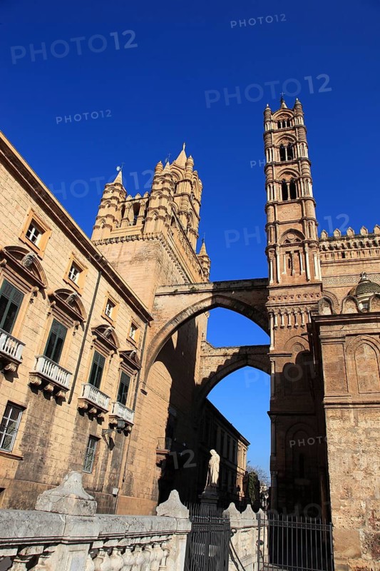 City of Palermo, the west tower of the Archbishop's Palace and the Cathedral Maria Santissima Assunta are connected by pointed arches, UNESCO World Heritage Site, Sicily, Italy