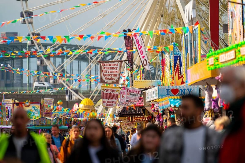 Rides, stalls, at the fair, funfair, spring fair, Easter fair, at the Deutzer Werft, on the Rhine in Cologne, North Rhine-Westphalia, Germany