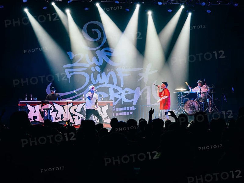 Rapper Daniel Schneezin Schneider and Michael Mike Rohleder from 257ers live in Berlin's Huxleys New World 17.03.2026