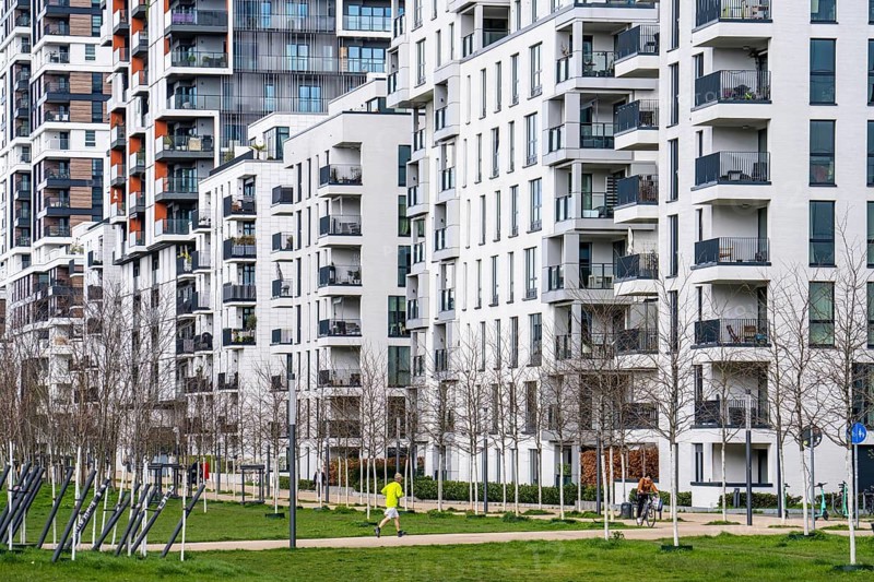 Modern residential neighbourhood along Toulouser Allee, high-rise buildings with flats and offices, on former railway premises, freight yard, commercial areas, North Rhine-Westphalia, Germany
