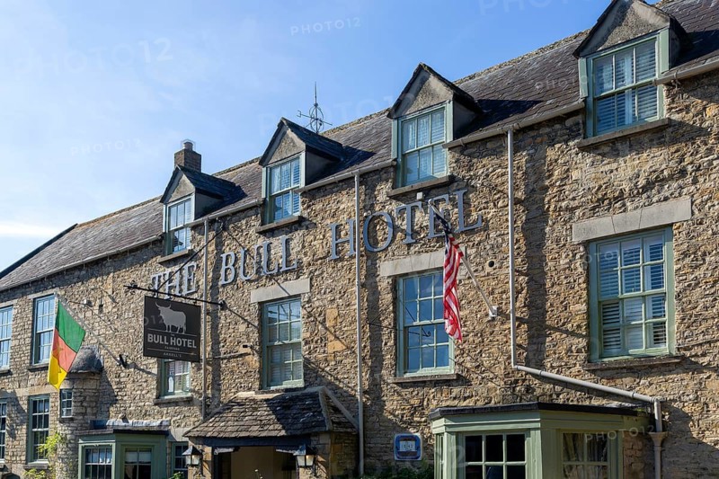 The Bull Hotel and public house, village of Fairford, Cotswolds Gloucestershire, England, UK