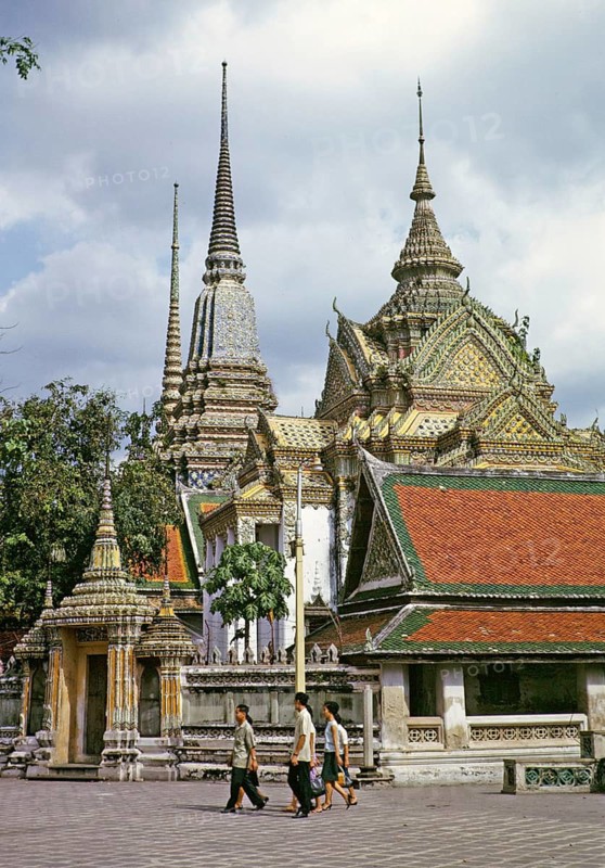 Dekorierte Stupas im buddhistischen Tempel Wat Pho, Bangkok, Thailand, Asien, 1964