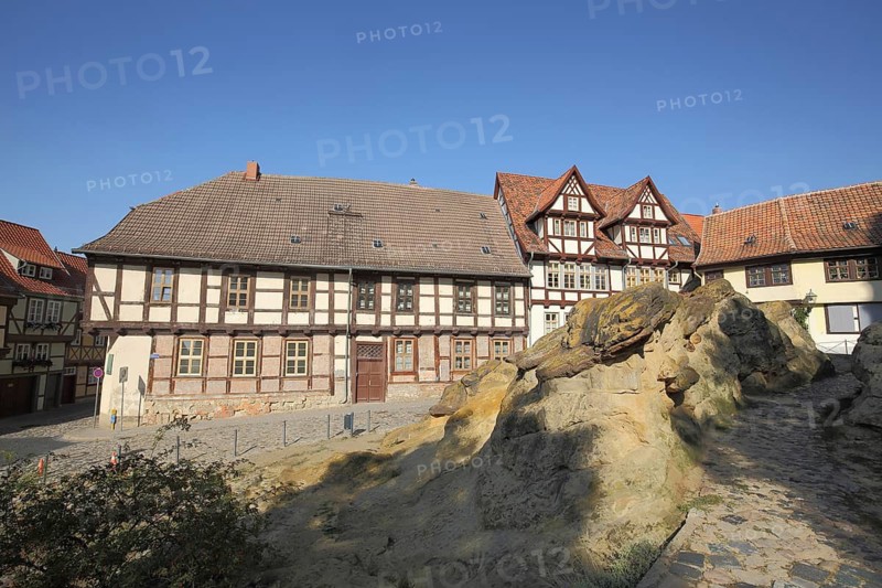 Half-timbered house and sandstones on Schlossberg, rocks, Quedlinburg, Harz, Saxony-Anhalt, Germany