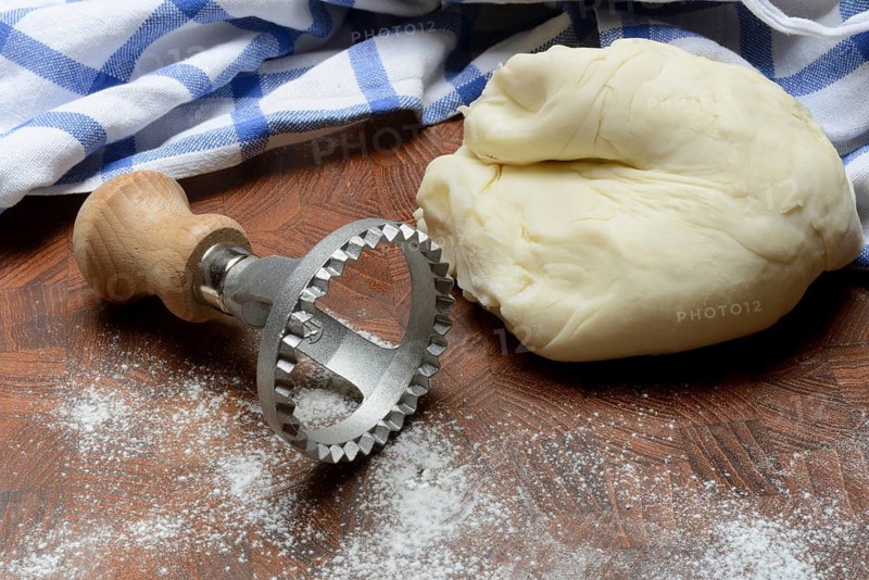 Dough and ravioli cutter, cookie cutter