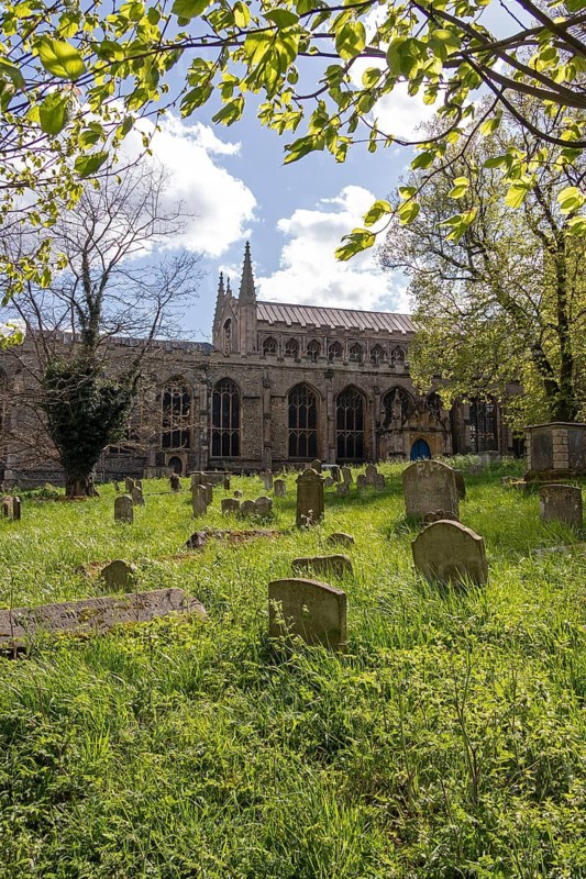 St Mary's Church, cemetery, gravestones, Bury St Edmunds, West Suffolk, England, Great Britain