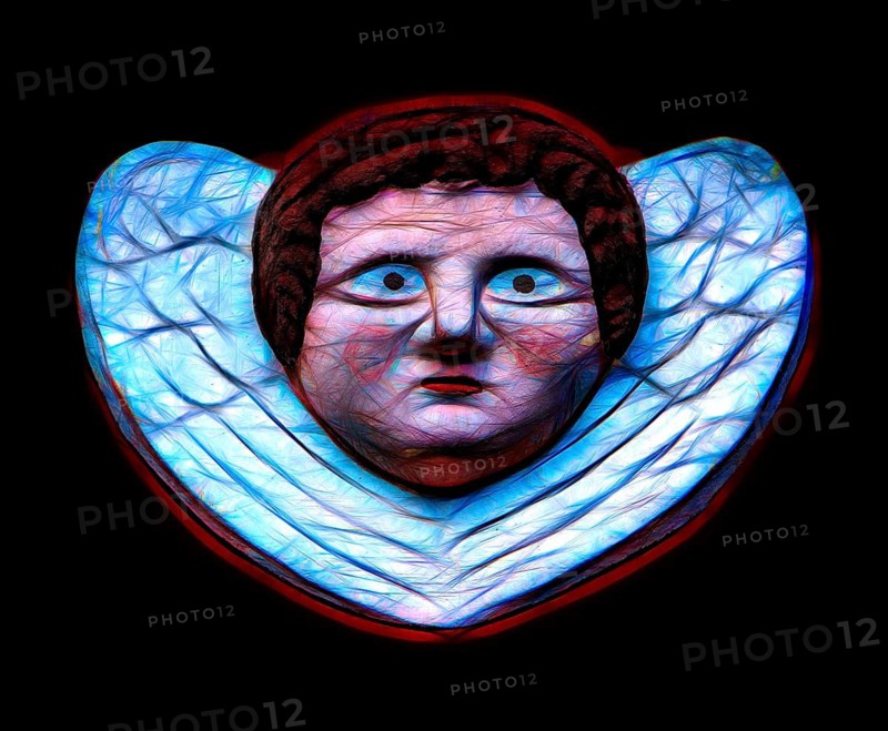 Old angel figure, late Renaissance stone carving, Rinnesches Haus, Kornmarkt, Osterode am Harz, Germany
