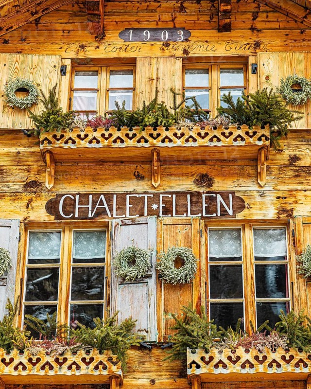 Historic Chalet Ellen, mountain village of Zinal, Val d'Anniviers, Valais Alps, Canton Valais, Switzerland