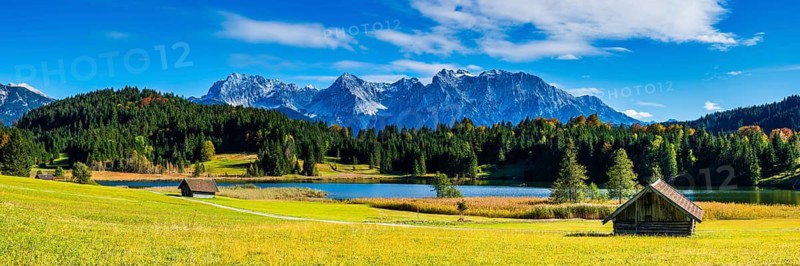 Geroldsee, behind it the Karwendel Mountains, Werdenfelser Land, Upper Bavaria, Bavaria, Germany