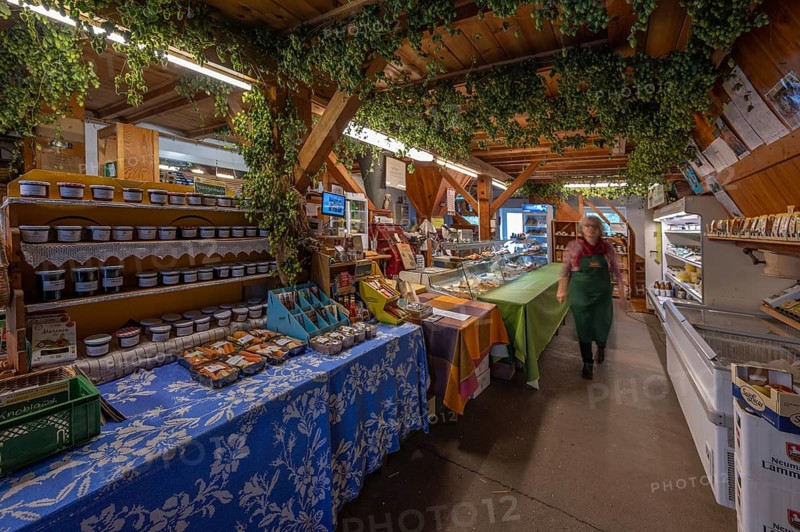 Eckental, organic shop in the former Frohnhofer Kornmühle, Eckental, Middle Franconia, Bavaria, Germany