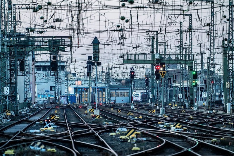 Cologne Central Station, tracks on the west side, overhead lines, signals, points, rail lines, Cologne, North Rhine-Westphalia, Germany