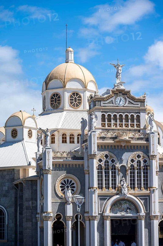 Exterior view, Basílica de Nuestra Señora de Los Ángeles, Cartago, Costa Rica