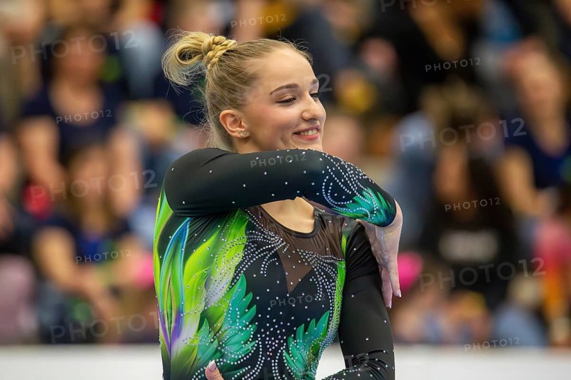 German Gymnastics League (Bundesliga) for woman, 1st competition day 2025 in Mannheim***Karina Schönmaier (TSV Tittmoning-Chemnitz) on floor