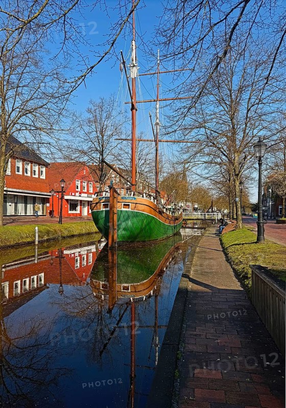 Open-air shipping museum on the main canal with the museum ship Kuff Margaretha von Papenburg, Emsland, Lower Saxony, Germany