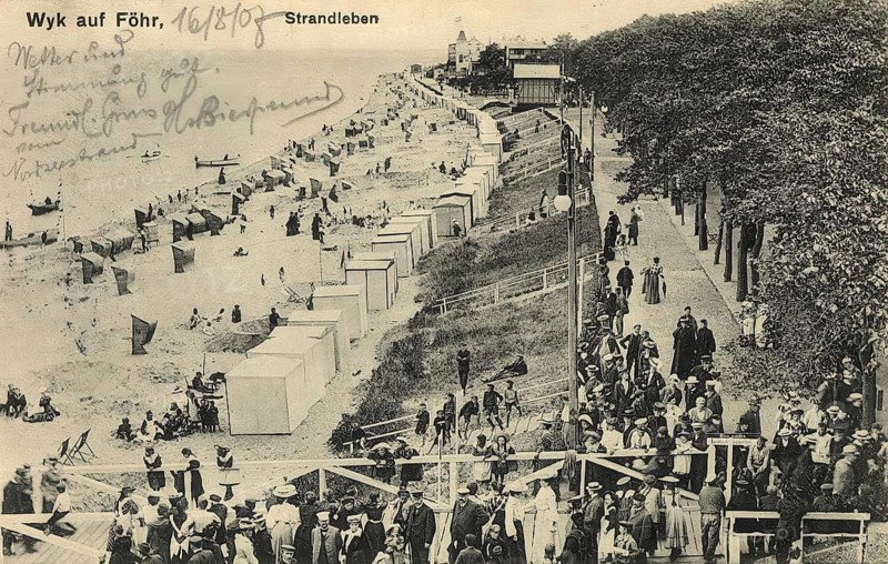 Historical postcard, picture postcard, beach life in Wyk auf Föhr, North Frisia, Schleswig-Holstein, Germany, digitally enhanced reproduction of an original from around 1900, picture postcard