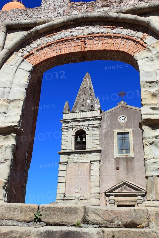 Place Forza di Agro, Church of Sant Agostino, also called Triad, from the 16th century, Chiesa della Santissima Trinita and the Arch Arco Durazzesco, Sicily, Italy