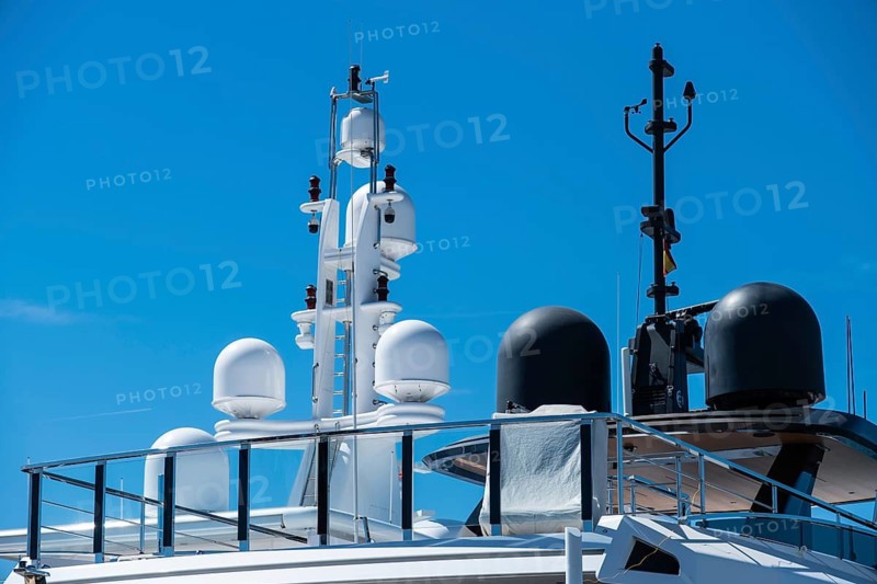 Radar system on a yacht in the harbour of Tarragona, Spain