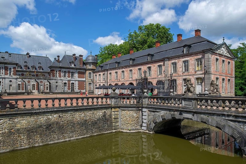 Château de Bel?il, Baroque moated castle in Beloeil and residence of the princes of Ligne, province of Hainaut, Wallonia, Belgium