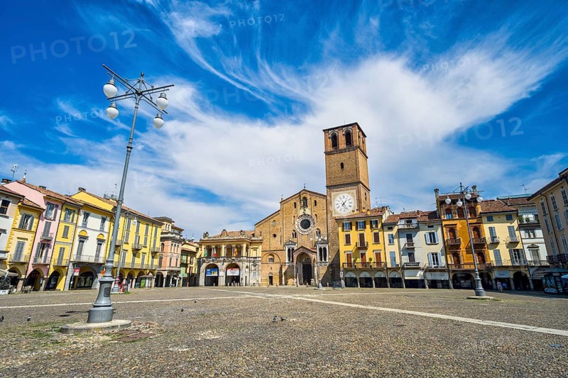 Piazza della Vittoria, Lodi, Lombardy, Italy