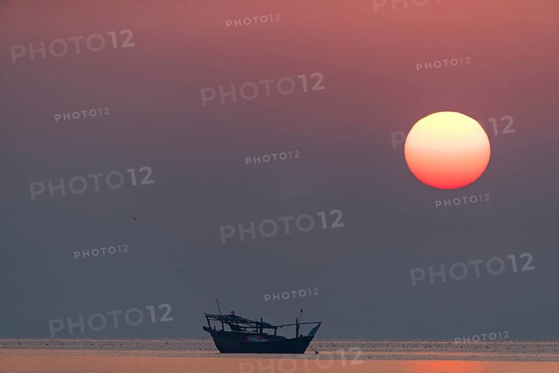 Landscape, Oman, Boat, Fishing boat, Sunset, Waters ???????, Al Wusta Governo, Al Wusta Governorate, Oman