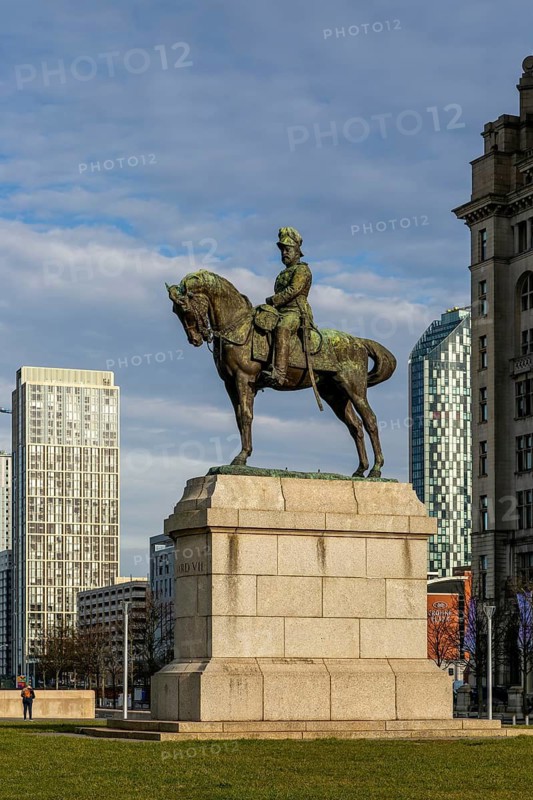 Equestrian statue of King Edward VII Seventh at Pier Head on city waterfront, Liverpool, Merseyside, England, UK