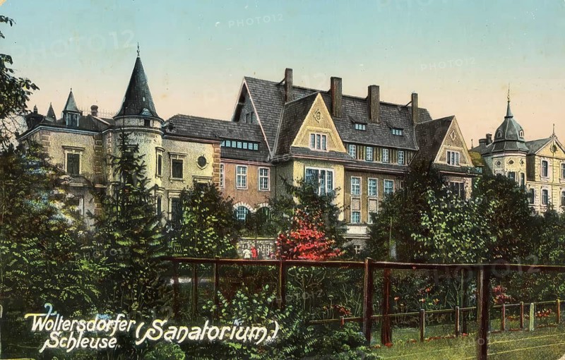 Historical postcard, picture postcard, Woltersdorfer Schleuse sanatorium, Brandenburg, Germany, digitally enhanced reproduction of an original from around 1900, picture postcard