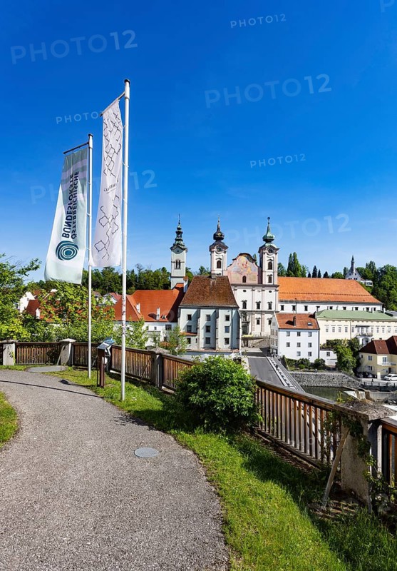View from Lamberg Castle to the Bürgerspitalskirche and St Michael's Church, Steyr, Traunviertel, Upper Austria, Austria