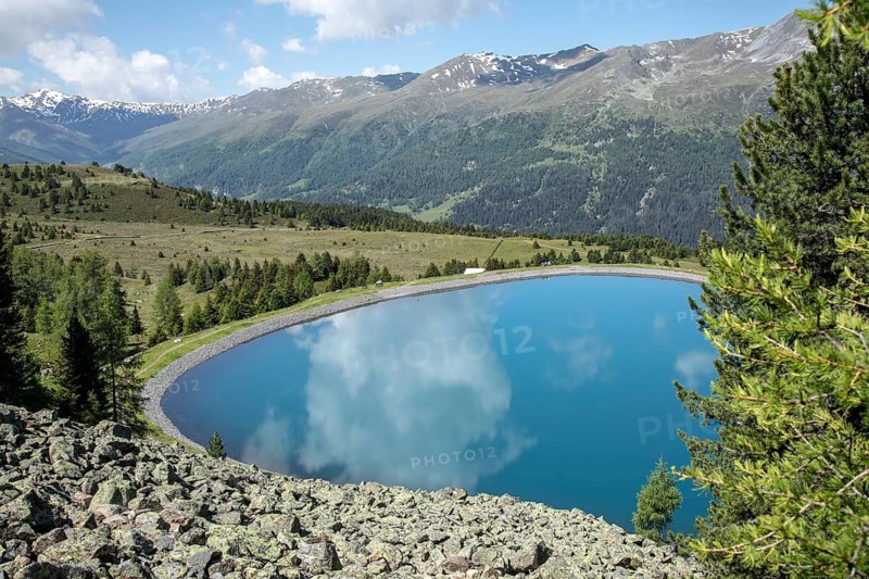 Nauders, Bergkastel, path to the Stieralm, reservoir, Tyrol, Austria