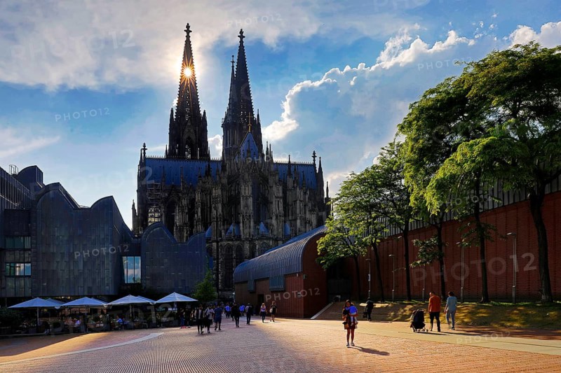Heinrich-Böll-Platz with Cologne Cathedral and Museum Ludwig, Cologne, Rhineland, North Rhine-Westphalia, Germany