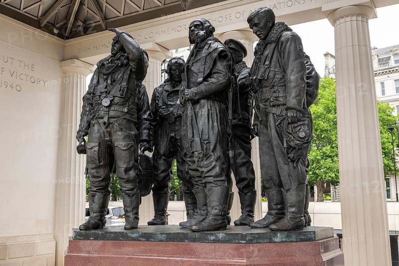 Royal Air Force Bomber Command Memorial designed by Liam O'Connor and Philip Jackson, Green Park, London, England, Great Britain