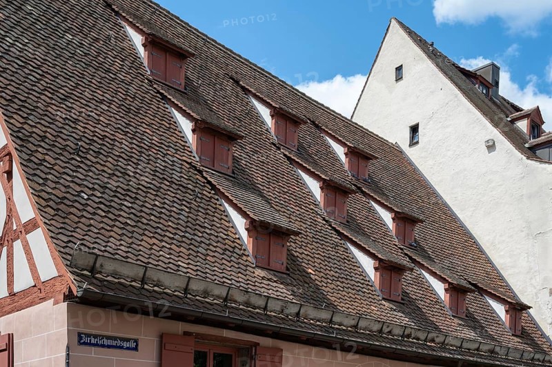 Dormer windows on the former barn, barn from 1424, today the cultural barn of the Altstadfreunde Nuremberg, Zirkelschmiedsgasse 30, Nuremberg, Middle Franconia, Bavaria, Germany