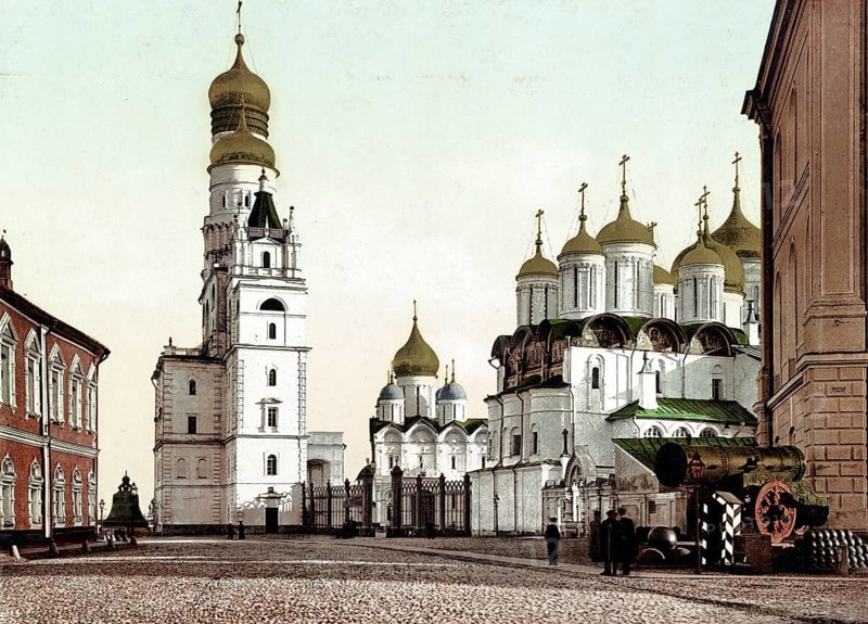 Ivan Veliky Tower and the Cannon Cza, Moscow, Russia, 1890, Historical, digitally restored reproduction from a 19th century original, Record date not stated