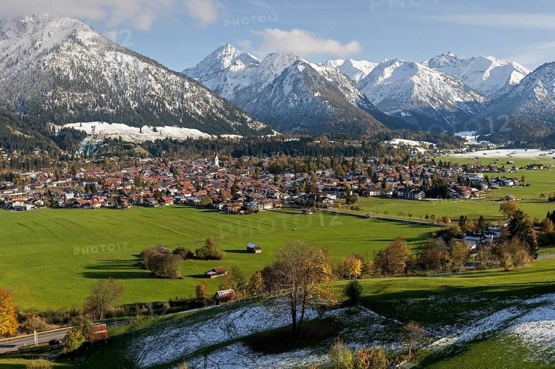 View of Oberstdorf and the Allgäu Alps from the Allgäuer Bergbad, Oberallgäu, Bavaria, Germany