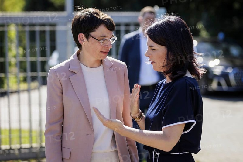Annalena Bärbock (Alliance 90/The Greens), Federal Minister of Foreign Affairs, and Josefine Paul, Minister for Children, Youth, Family, Equality, Refugees and Integration of the State of North Rhine-Westphalia, during a visit to the training centre for skilled trades of the Kreishandwerkerschaft Ruhr during the Foreign Minister's trip to Germany in Bochum, 29.07.2024