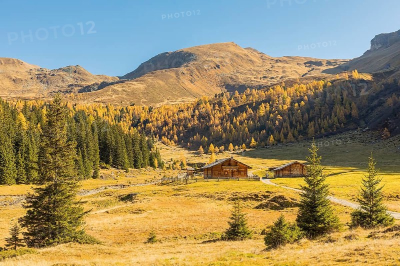 Alpine cabins, Hohe Tauern NP, Kolm Saigurn valley head, Rauris Valley, Austria