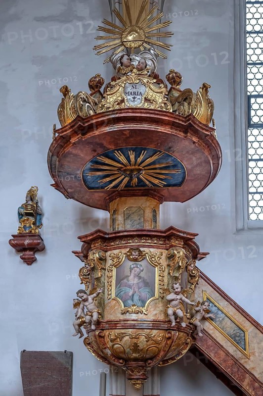 Baroque pulpit around 1649, church of the Assumption of Mary, late Gothic hall church, Erlach district of Simbach am Inn, Lower Bavaria, Germany