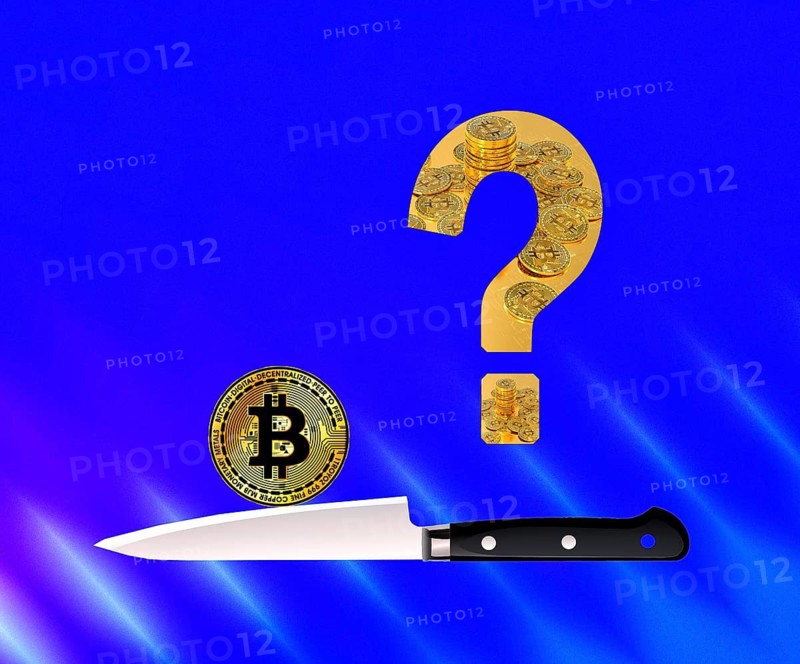 Symbolic image, Bitcoin as a questionable vision of the future, stock market prices, insecure digital currency, resources, energy, industry, economy critical, stock market hype, stock market crash, payment, insolvency, wrong decisions, maximum profit, profit slump, share prices, Germany as a business location, global economy, globalisation, environmental protection, mafia, Trump government, Bitcoin rally, cryptocurrency, electronic wallet, crypto reserve, price development, stock market trading