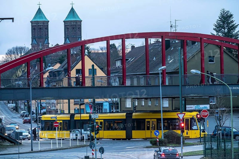 Former railway bridge, over Helenenstraße, in Essen Altendorf, part of the RS1 cycle highway, Church of the Assumption of the Virgin Mary, Essen, North Rhine-Westphalia, Germany